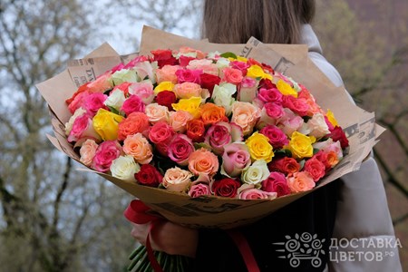 Букет из 101 розы Кения микс "Радужные розы"
